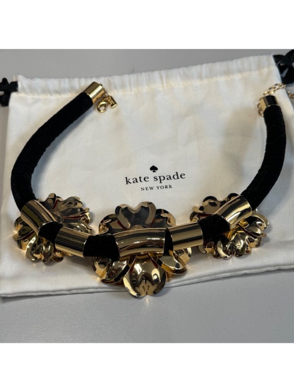 Kate Spade Red Flower Statement Necklace With Dust Bag - Bold Floral Design Blac - Picture 11 of 13